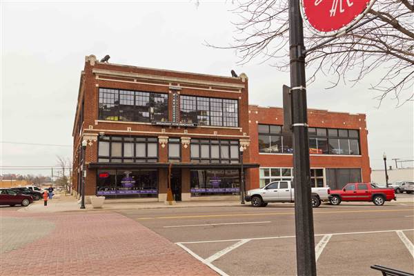 Automobile Alley (OKC) (3/13/2015 - Credits: Layne Inselman)