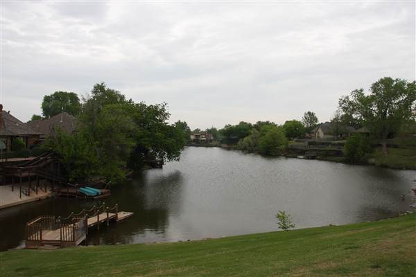 Twin Lakes Neighborhood (4/24/2015 - Credits: Yousef Kazemi)