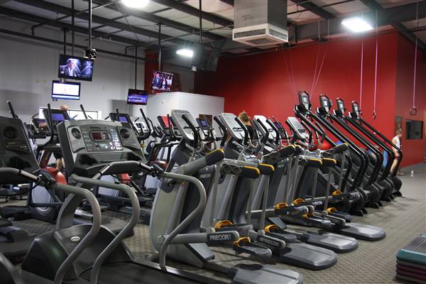 Lighthouse Sports Fitness + Health (7/29/2015 - Credits: Yousef Kazemi)