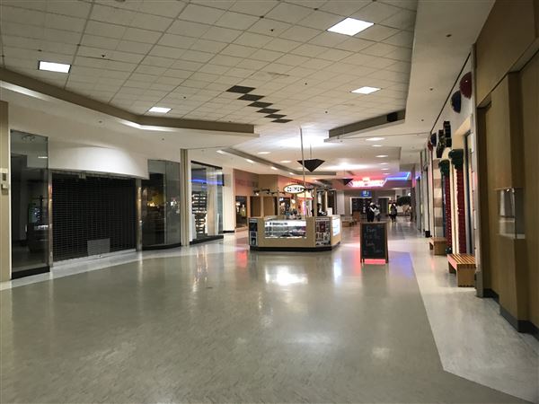 Oakwood Mall (2/16/2018 - Credits: Yousef Kazemi)