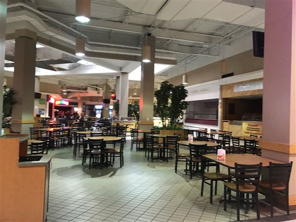 Oakwood Mall (2/16/2018 - Credits: Yousef Kazemi)