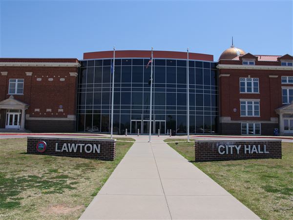 Lawton City Hall (Old High School) (4/24/2018 - Credits: Yousef Kazemi)