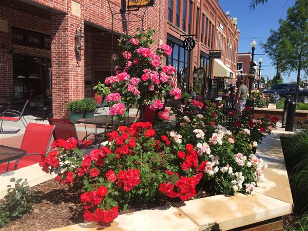 Downtown Broken Arrow (7/12/2018 - Credits: Rose District (Flickr))