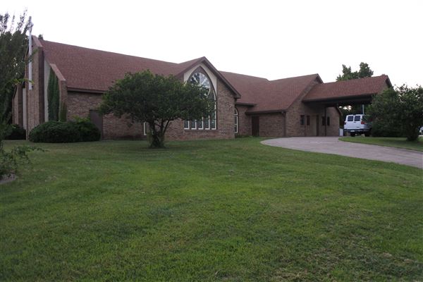 First Presbyterian Church (6/11/2018 - Credits: Tyler Slawson)