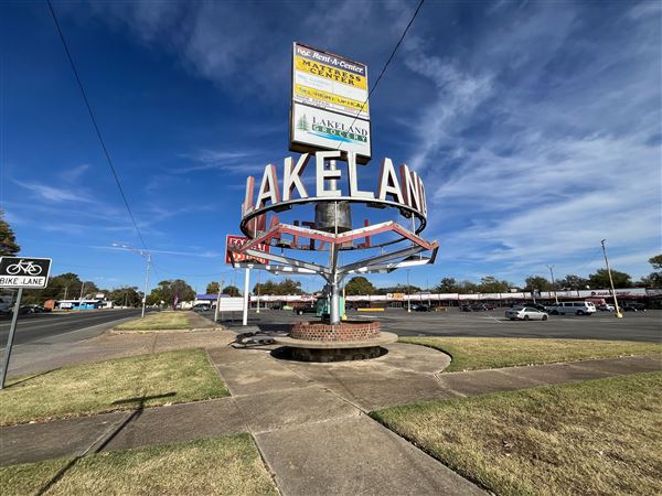 Lakeland Shopping Center (11/1/2024 - Credits: Bryce Marshall)