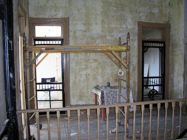 Upstairs Apartment 208 (2/2/2009)