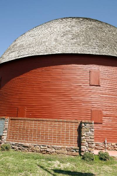 Round Barn (2/11/2009)