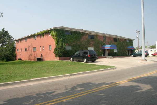 524 Apartments (2/23/2009)