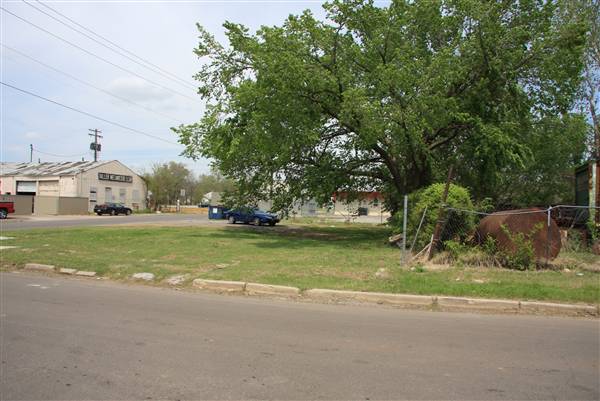 6th & Blackwelder (4/15/2010)