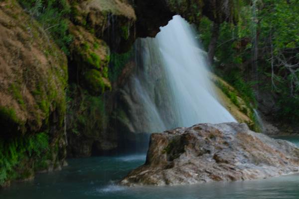 Turner Falls (4/9/2014 - Credits: Oklahoma Tourism - TravelOK)