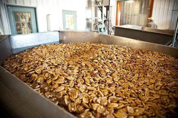 Valley View Pecan Company (4/16/2014 - Credits: Oklahoma Tourism - TravelOK)