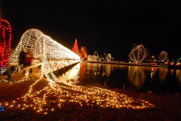 Chickasha Festival of Lights (7/18/2014 - Credits: Oklahoma Tourism - TravelOK)