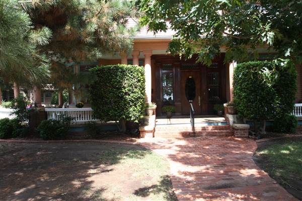 Grandison Inn Bed & Breakfast (9/3/2014 - Credits: Yousef Kazemi)