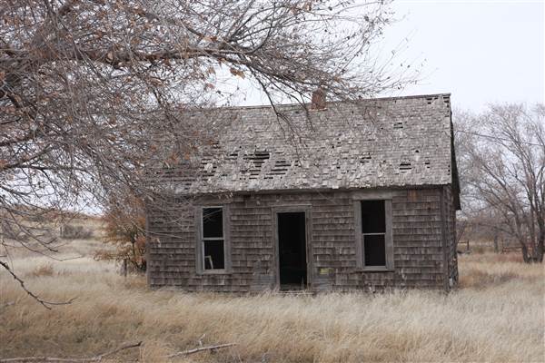 Old Barn and Farmhouse - EW 32 (12/10/2014 - Credits: Yousef Kazemi)
