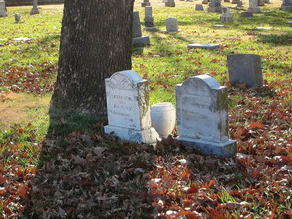 Fairlawn Cemetery - https://allezallie.wordpress.com/2012/02/27/oklahoma-citys-fairlawn-cemetery/ (3/11/2015)