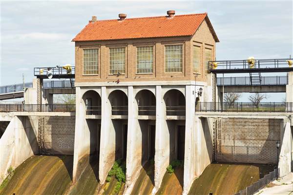 Lake Overholser (4/16/2015 - Credits: Layne Inselman)