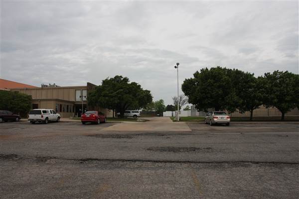 Woodlake Complex (4/24/2015 - Credits: Yousef Kazemi)