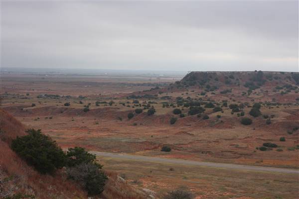 Gloss Mountains (11/16/2015 - Credits: Tava Sofsky)