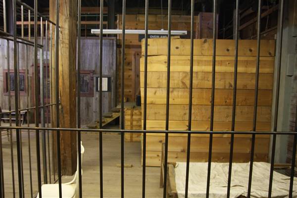 Simpson's Old Time Museum and Skeleton Creek Productions (11/28/2016 - Credits: Yousef Kazemi)