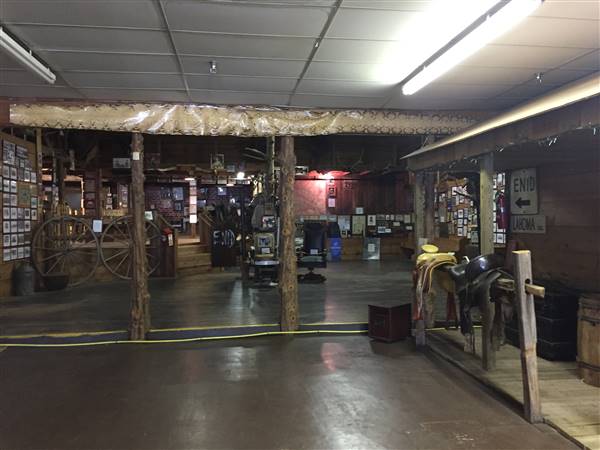 Simpson's Old Time Museum and Skeleton Creek Productions (11/28/2016 - Credits: Yousef Kazemi)