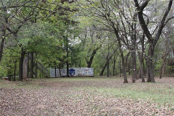 Camp DaKaNi (10/20/2017 - Credits: Christa Whetstone (intern))