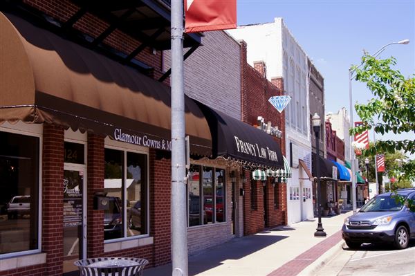 Downtown Broken Arrow (7/12/2018 - Credits: Rose District (Flickr))