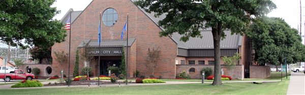 Sapulpa City Hall (2/15/2019 - Credits: Sapulpa Chamber)