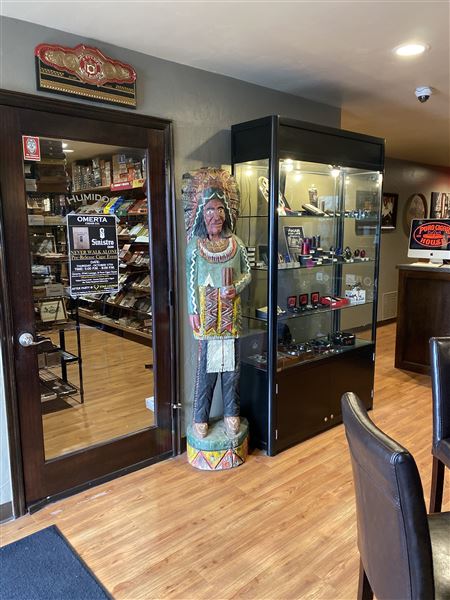 Omerta Cigar Lounge (10/9/2019 - Credits: Breanna Shellhorse (Intern))