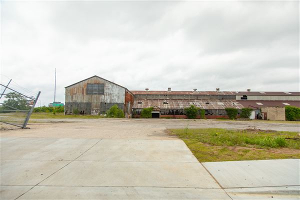 Warehouse on N Lansing Ave (6/1/2020 - Credits: Brooke Allen)