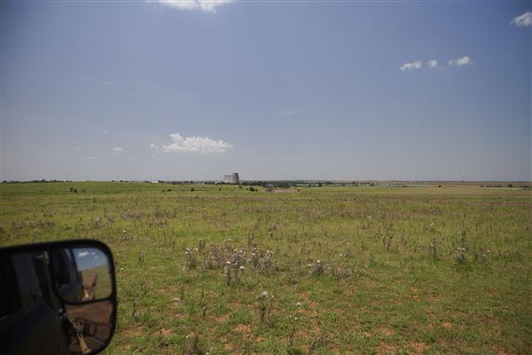 Rydell Ranch - field 3 - Clear cut rolling farmland with views of up to 30 miles few trees (7/28/2021 - Credits: Jeffrey Rydell)