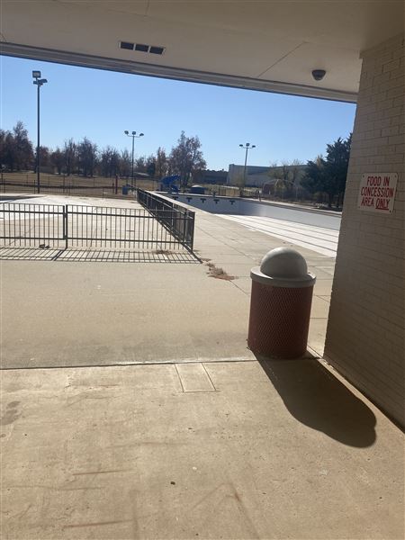 Bethany Public Pool (11/30/2021 - Credits: Amanda McCellon)
