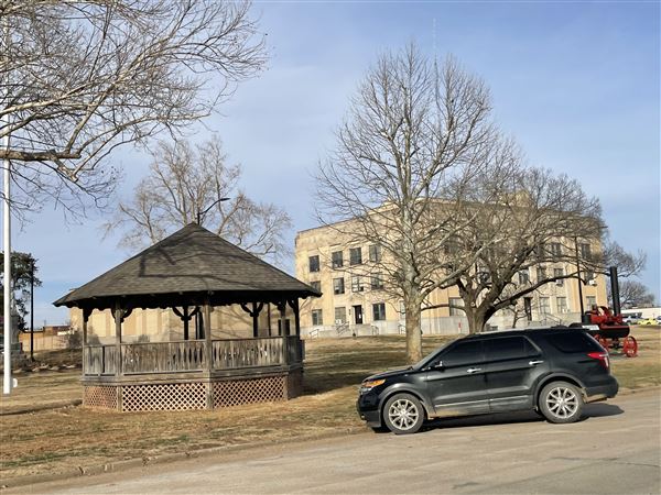 Downtown Pawnee (2/28/2022 - Credits: Yousef Kazemi / OFMO)