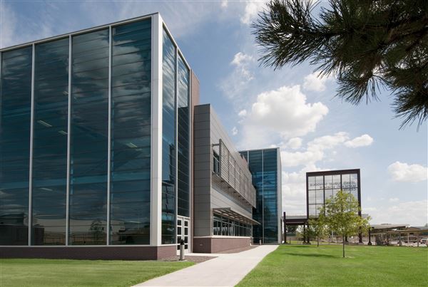 Jenks High School (3/1/2022 - Credits: Rob Loeber)