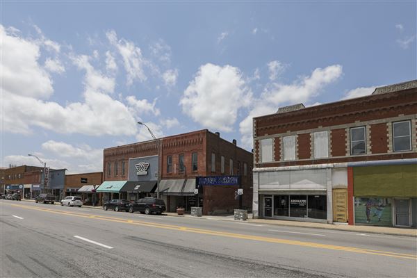 Downtown Vinita (4/26/2024 - Credits: submitted by: Misty  Deffenbaugh)