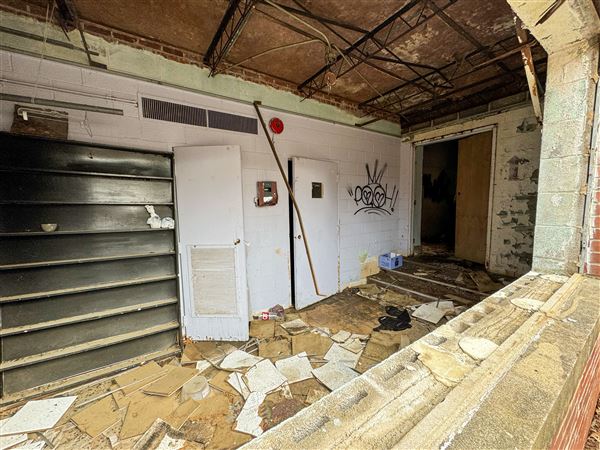 Wheatley Elementary School - Abandoned (12/27/2024 - Credits: Bryce Marshall)