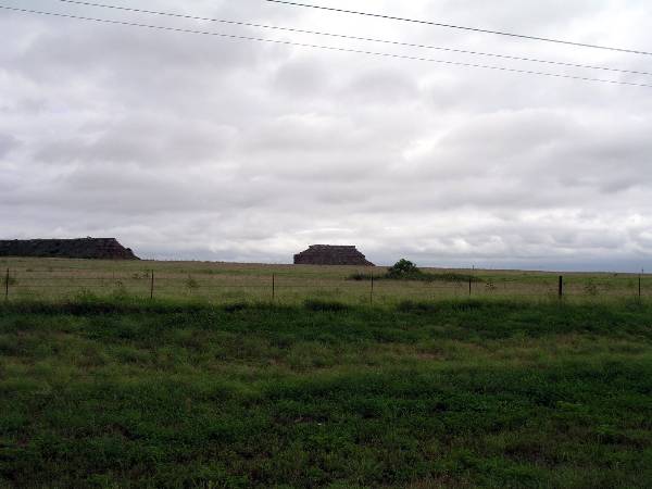 Gloss Mountains (2/5/2009)