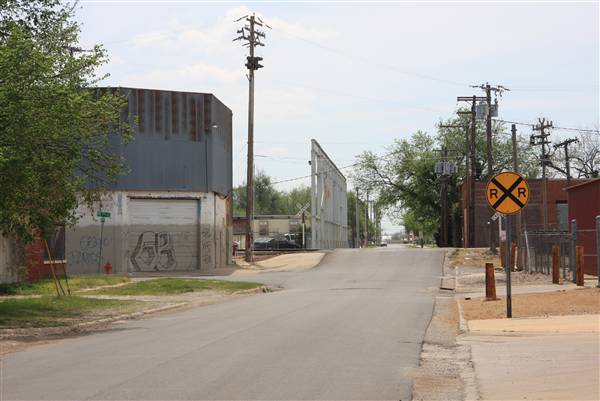 6th & Blackwelder (4/15/2010)