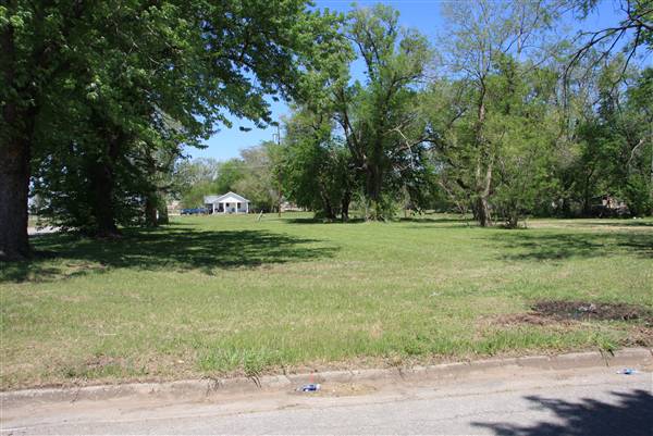 Stockyards Neighborhood (4/15/2010)