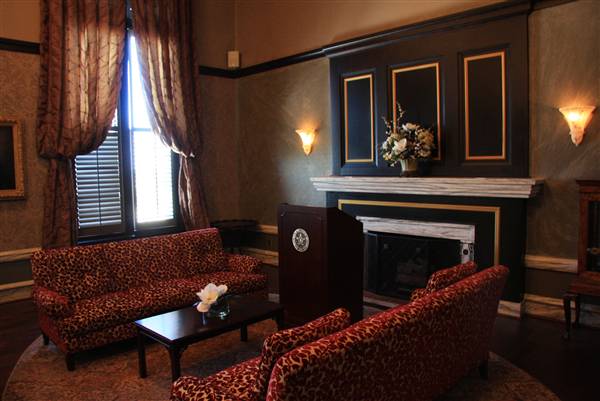Capitol House Lounge (5/7/2010)
