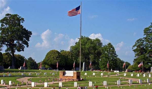 Okmulgee Cemetery - Every Memorial Day is to recognize the fallen heros at the Circle of Honor. (8/25/2011 - Credits: Paul A. Orosco)