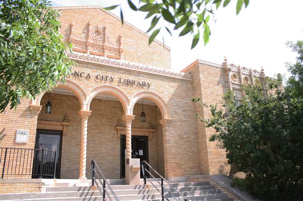 Ponca City Library (7/29/2013 - Credits: Lori Henderson)