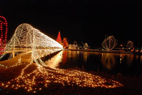 Chickasha Festival of Lights (7/18/2014 - Credits: Oklahoma Tourism - TravelOK)