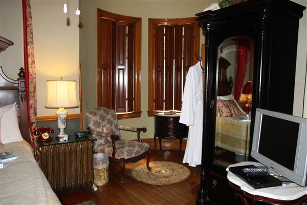 Grandison Inn Bed & Breakfast (9/3/2014 - Credits: Yousef Kazemi)
