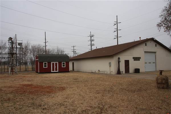 Plains Indians and Pioneers Museum (12/22/2014)