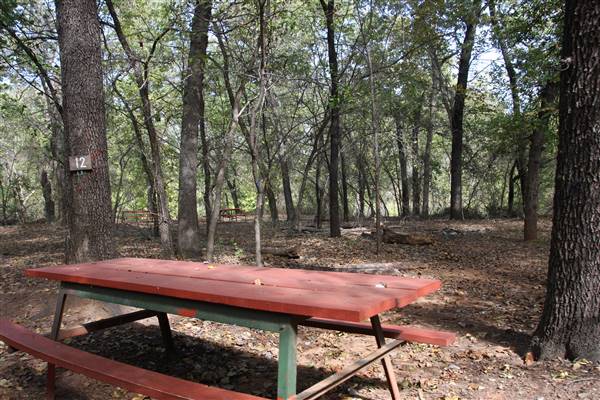 Camp DaKaNi (10/20/2017 - Credits: Christa Whetstone (intern))