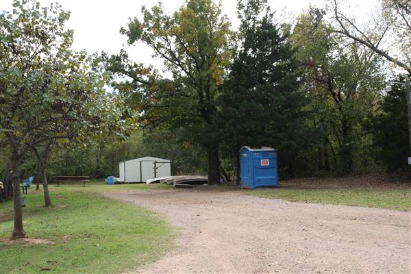 Camp DaKaNi (10/20/2017 - Credits: Christa Whetstone (intern))
