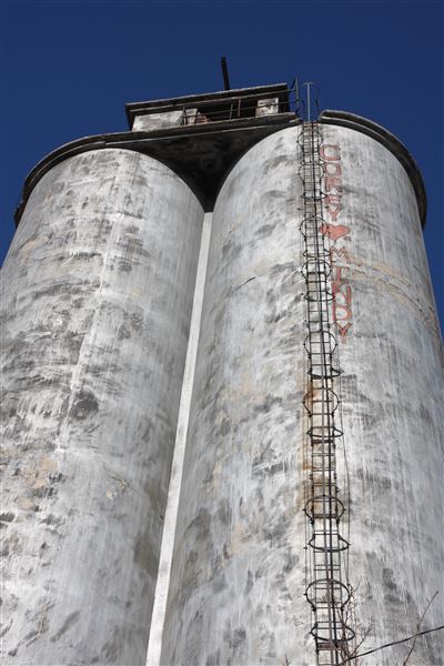 Robin Hood Flour Mill Warehouse (1/18/2018 - Credits: Yousef Kazemi)
