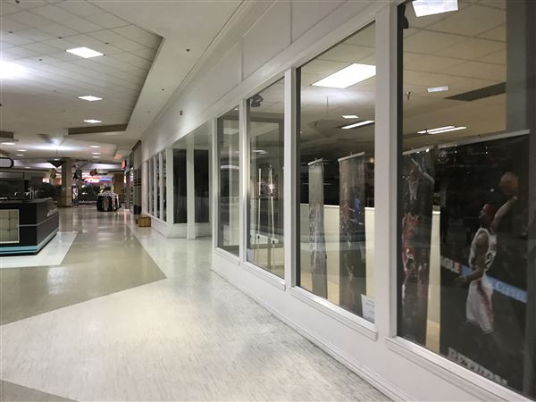 Oakwood Mall (2/16/2018 - Credits: Yousef Kazemi)