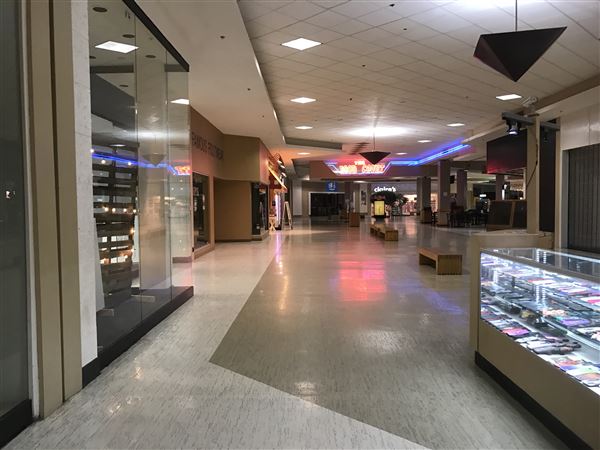 Oakwood Mall (2/16/2018 - Credits: Yousef Kazemi)