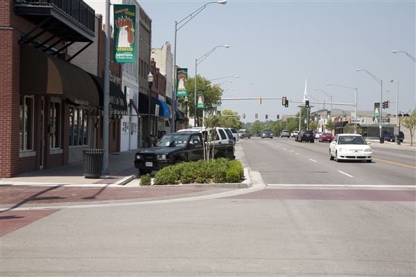 Downtown Broken Arrow (7/12/2018 - Credits: Rose District (Flickr))